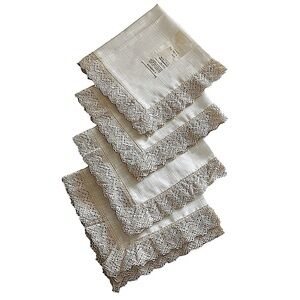 NWOT Deadstock Sears & Roebuck Ivory Lace Trim Napkins 17” x 17”